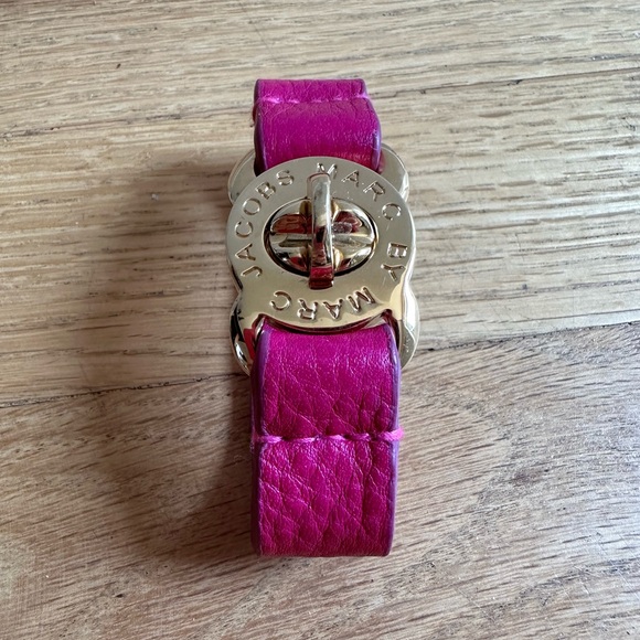 Marc Jacobs Pink Leather Bracelet - Picture 1 of 6